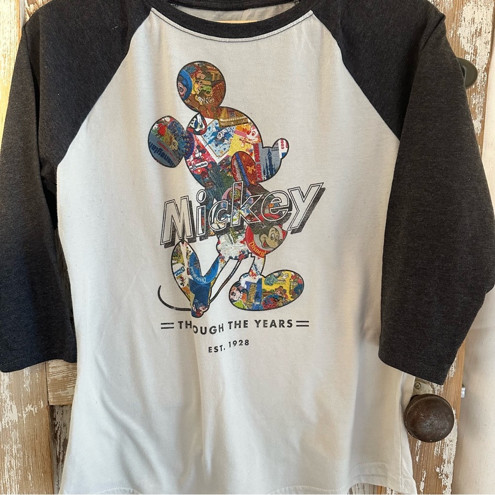 Mickey Mouse Theme Park 3/4 length sleeve top